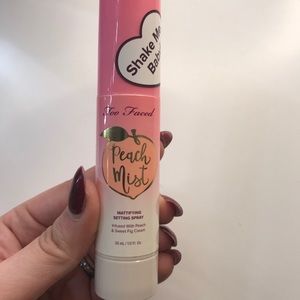 Mini Too Faced Peach Mist